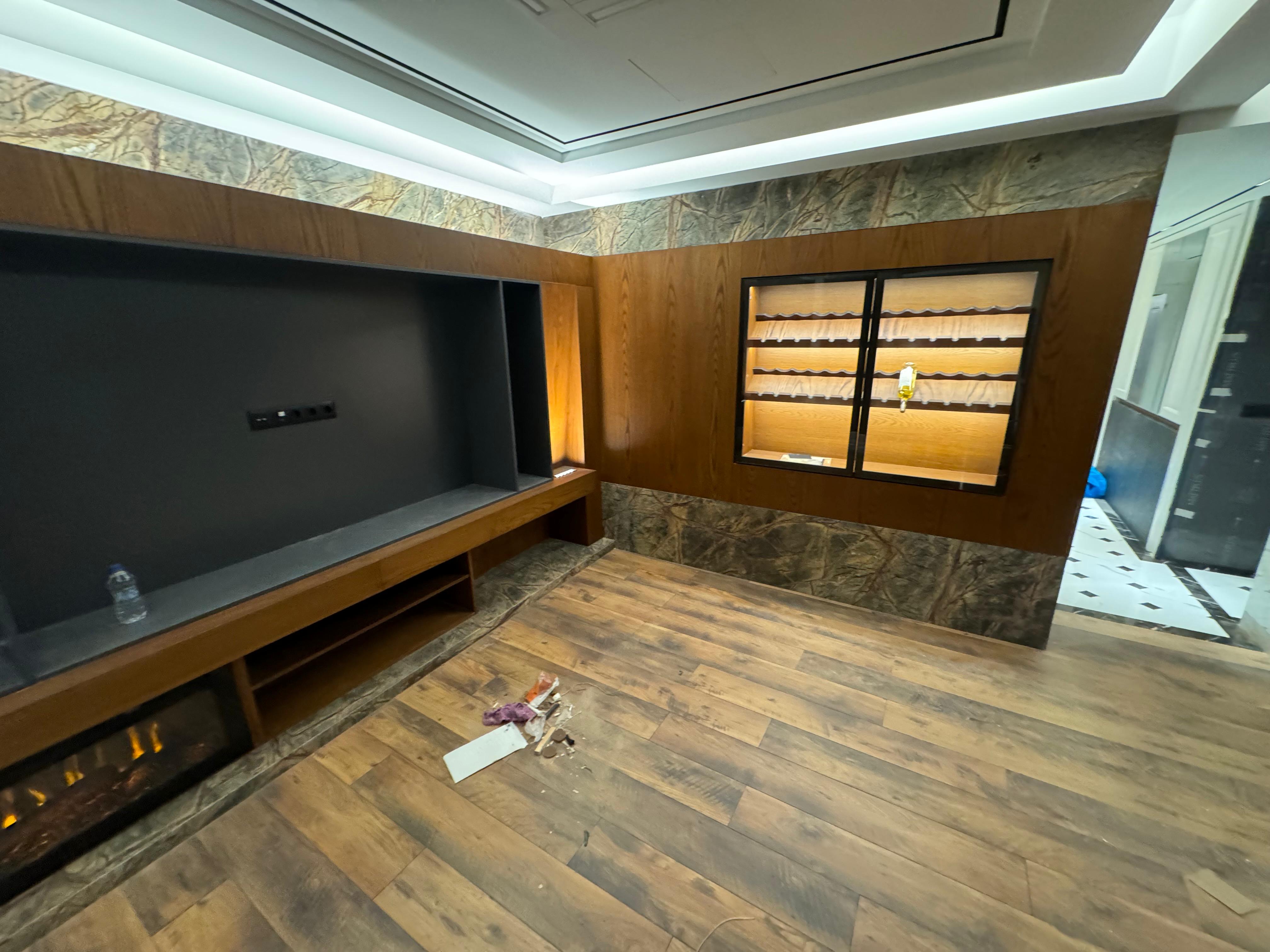ae-evi 15