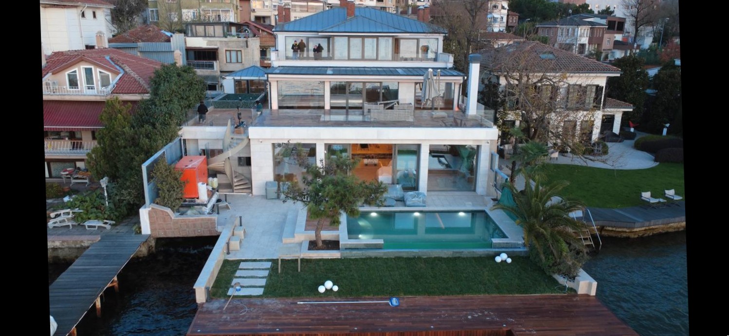 Boğaz manzaralı modern villa projesi