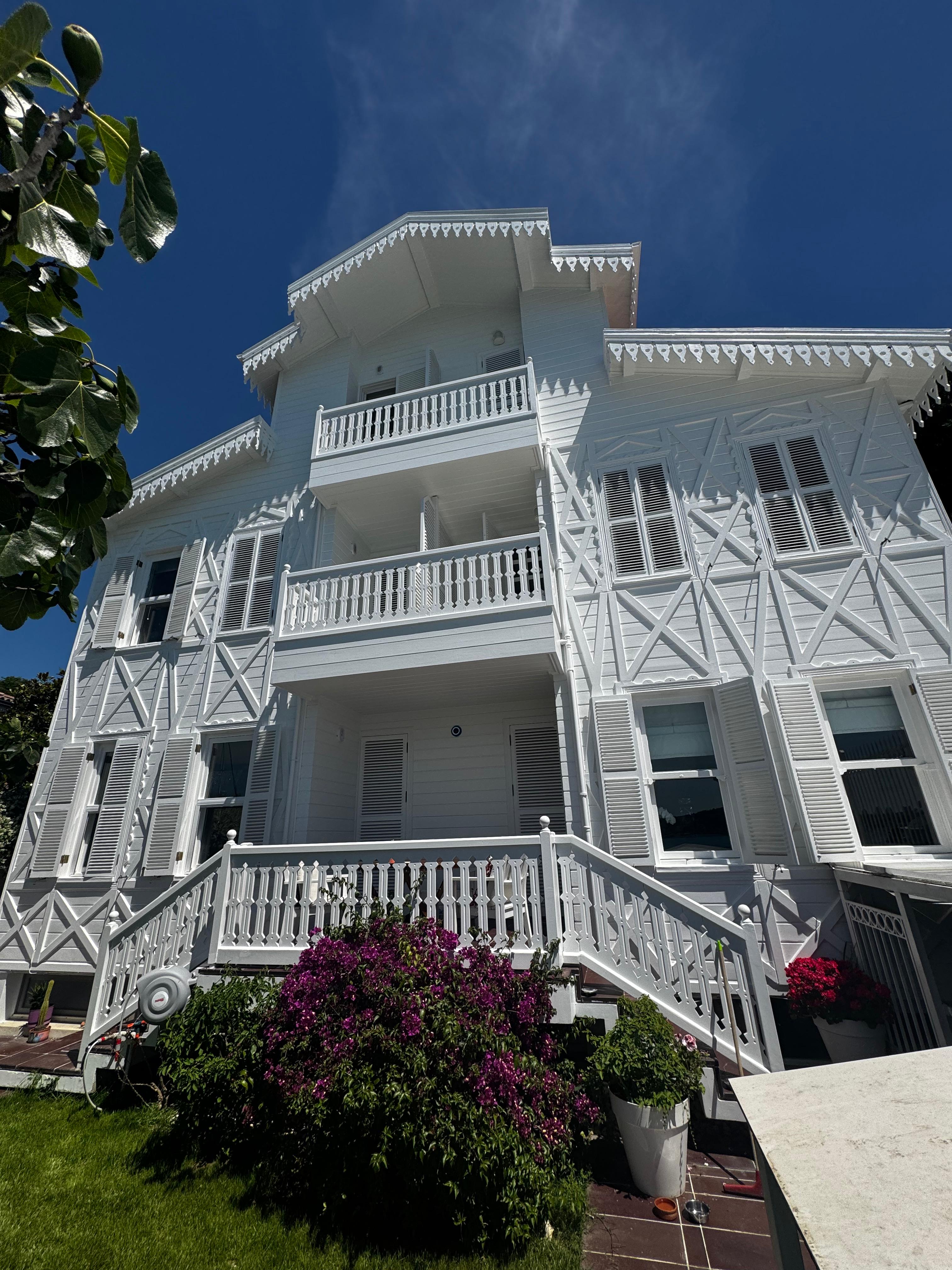 Z.B.O Yalısı — Beykoz Paşabahçe Dış Cephe Ahşap Restorasyonu